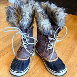Sorel Brown and Black Faux Fur-Lined Winter Boots